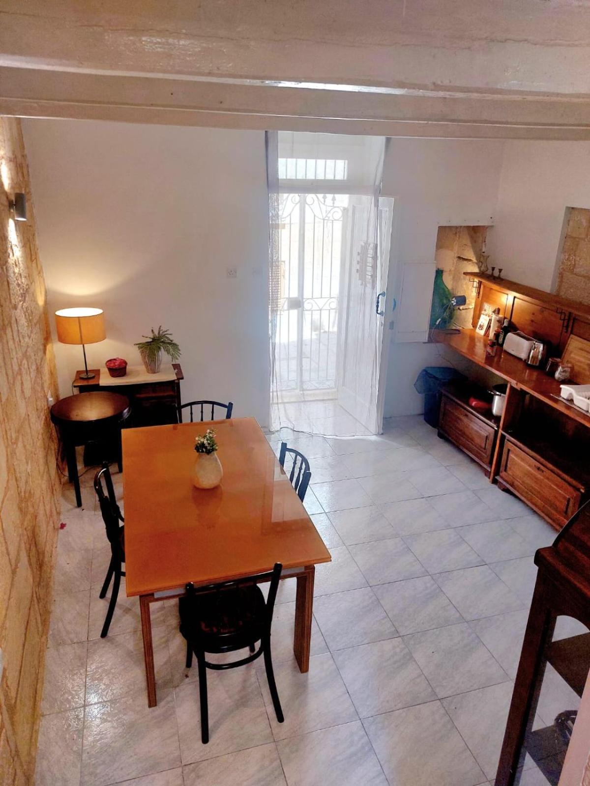 Townhouse Cospicua , Villa Buitenkant foto