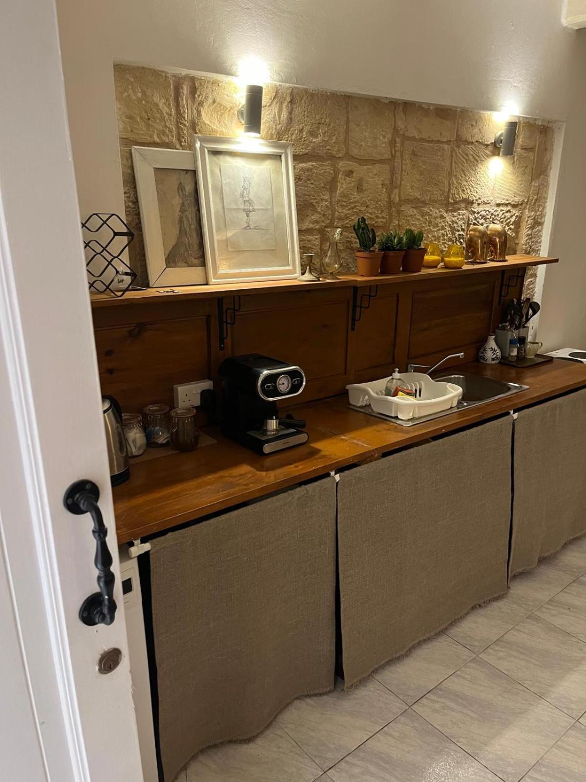 Townhouse Cospicua , Villa Buitenkant foto