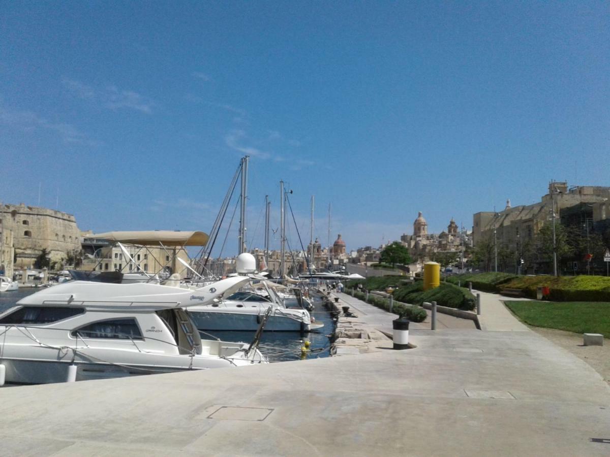 Townhouse Cospicua , Villa Buitenkant foto